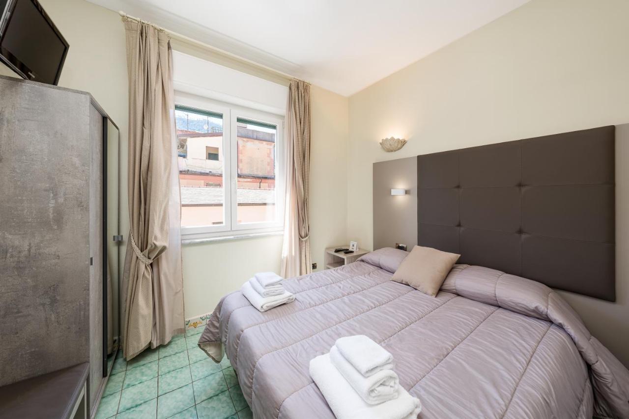 Degli Argentieri 3*