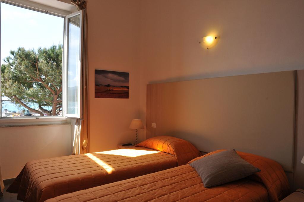 Degli Argentieri Hotel